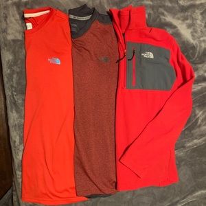 The North Face Collection. - 2 shirts - 1 Fleece